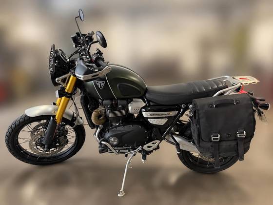TRIUMPH SCRAMBLER 1200 XE 